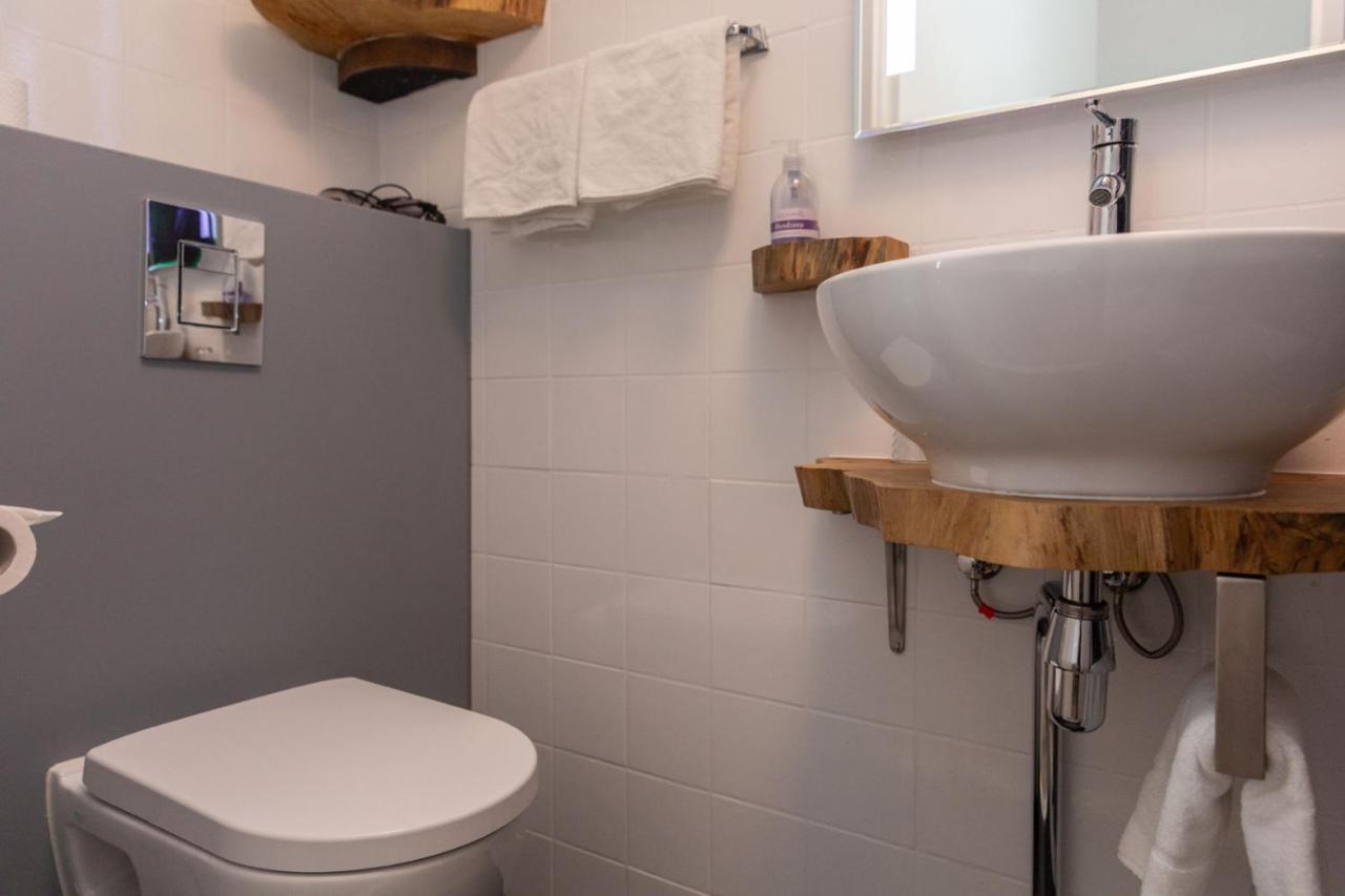 Hotel-Restaurant Loodsmans Welvaren Bv Den Hoorn  Bagian luar foto