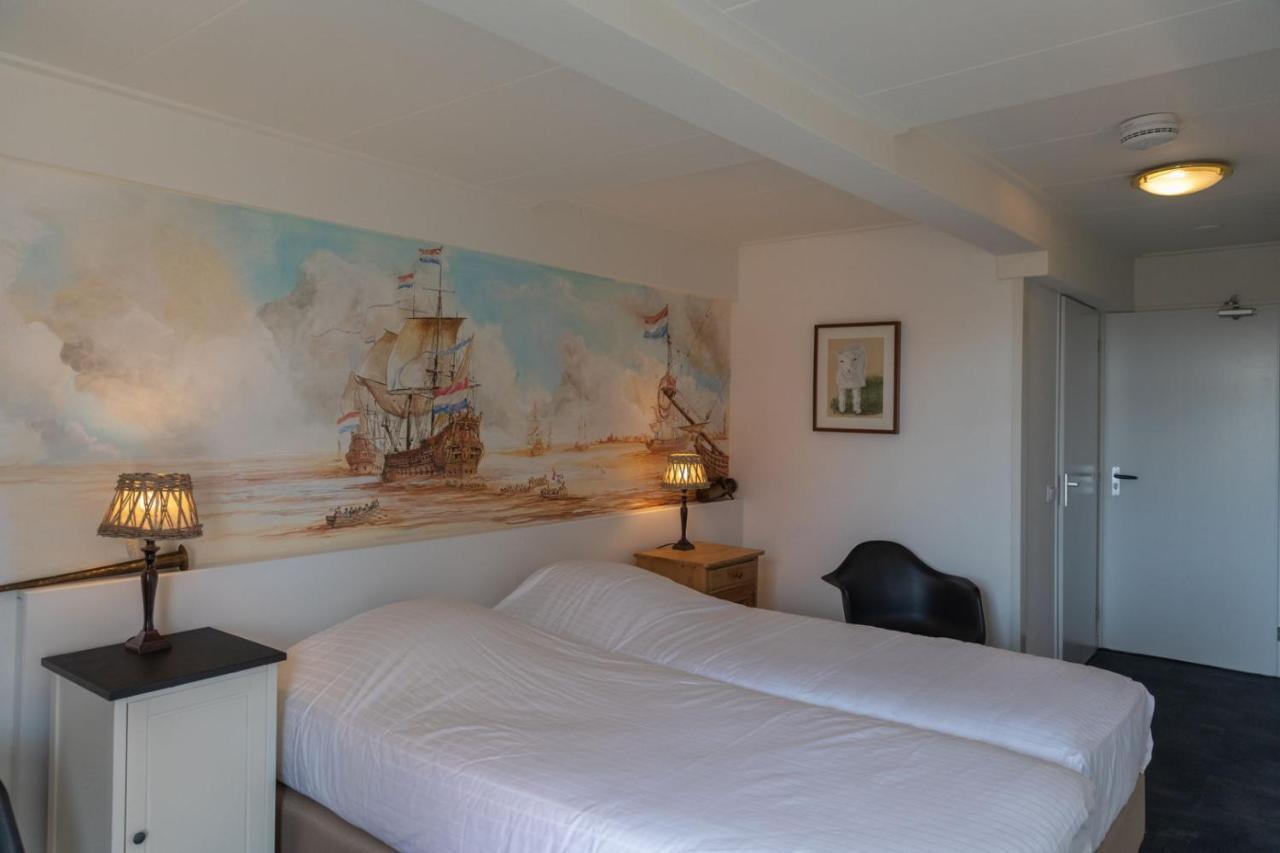 Hotel-Restaurant Loodsmans Welvaren Bv Den Hoorn  Bagian luar foto