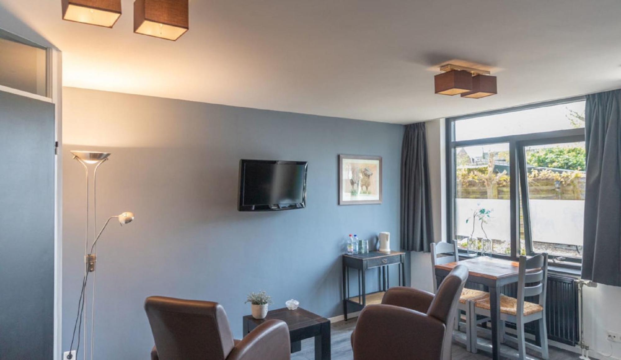 Hotel-Restaurant Loodsmans Welvaren Bv Den Hoorn  Bagian luar foto