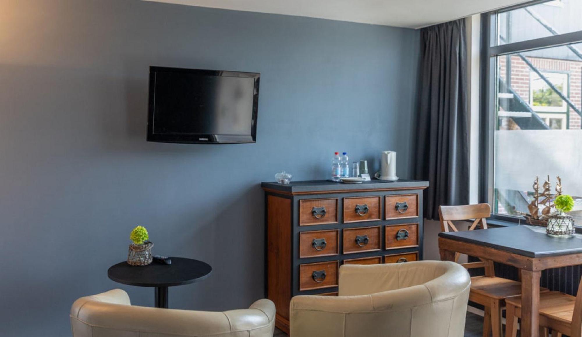 Hotel-Restaurant Loodsmans Welvaren Bv Den Hoorn  Bagian luar foto