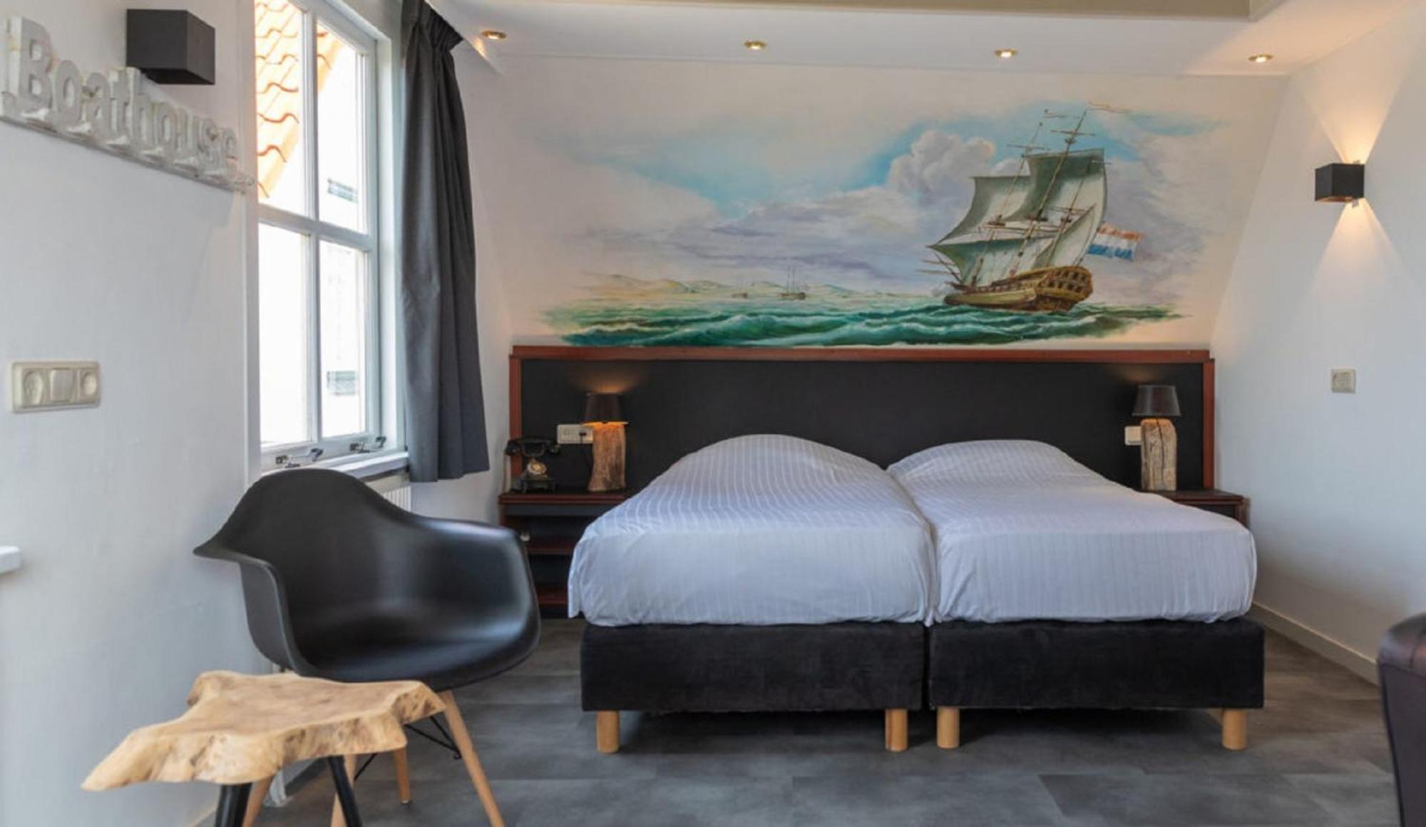 Hotel-Restaurant Loodsmans Welvaren Bv Den Hoorn  Bagian luar foto