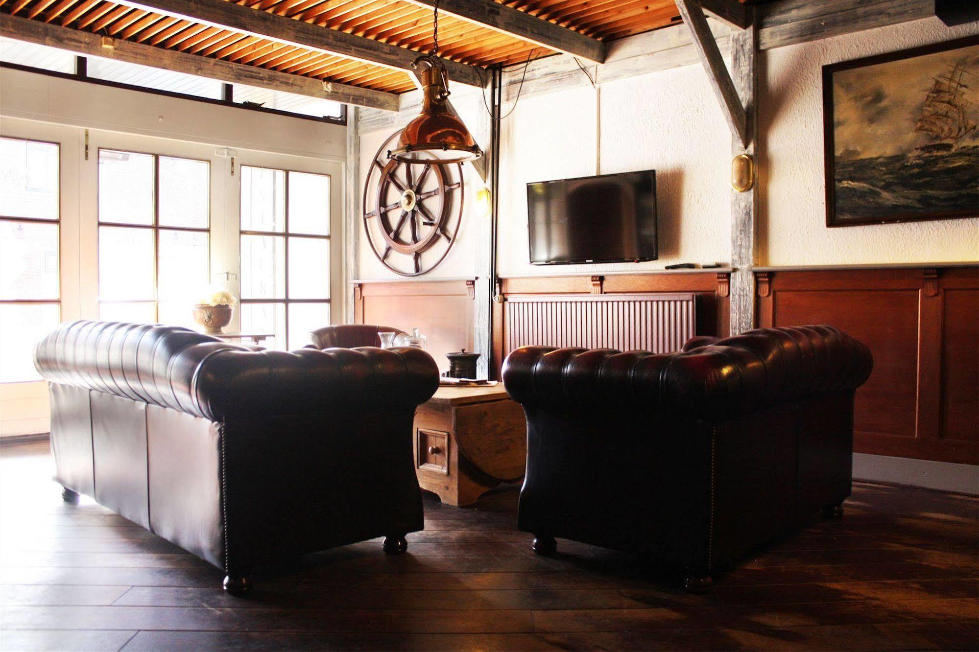 Hotel-Restaurant Loodsmans Welvaren Bv Den Hoorn  Bagian luar foto